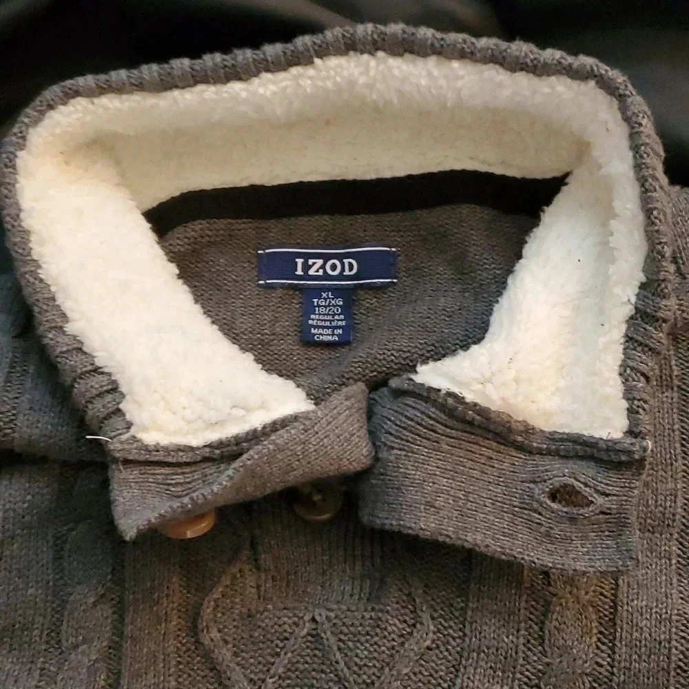 NWT Teen Boys Cable Knit Sherpa Sweater